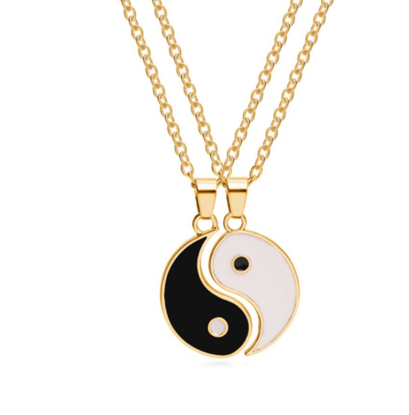 Trendy Sun Moon Necklace Set